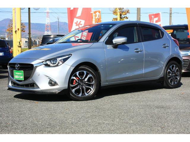 デミオ ＸＤツーリング　６速ＭＴ　ＳＫＹＡＣＴＩＶ－Ｄ　マツダコネクトナビ　ＣＤ／ＤＶＤビデオ　フルセグＴＶ　Ｂｌｕｅｔｏｏｔｈ　バックカメラ　ＬＥＤライト　ＥＴＣ　スマートシテイブレーキサポート　純正１６ｉｎアルミ　禁煙車（2枚目）