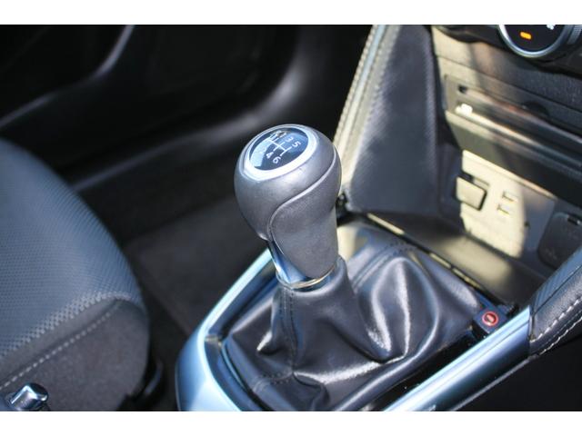 デミオ ＸＤツーリング　６速ＭＴ　ＳＫＹＡＣＴＩＶ－Ｄ　マツダコネクトナビ　ＣＤ／ＤＶＤビデオ　フルセグＴＶ　Ｂｌｕｅｔｏｏｔｈ　バックカメラ　ＬＥＤライト　ＥＴＣ　スマートシテイブレーキサポート　純正１６ｉｎアルミ　禁煙車（8枚目）