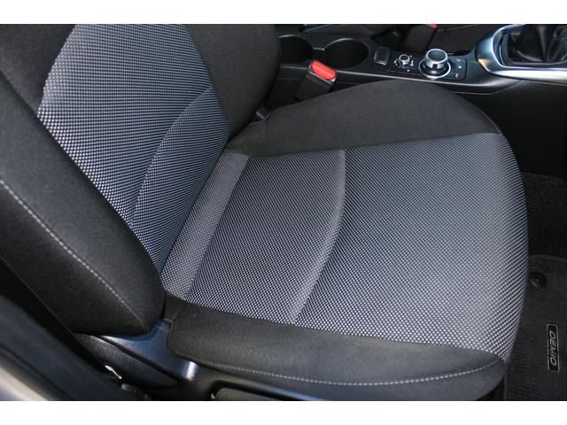 デミオ ＸＤツーリング　６速ＭＴ　ＳＫＹＡＣＴＩＶ－Ｄ　マツダコネクトナビ　ＣＤ／ＤＶＤビデオ　フルセグＴＶ　Ｂｌｕｅｔｏｏｔｈ　バックカメラ　ＬＥＤライト　ＥＴＣ　スマートシテイブレーキサポート　純正１６ｉｎアルミ　禁煙車（23枚目）
