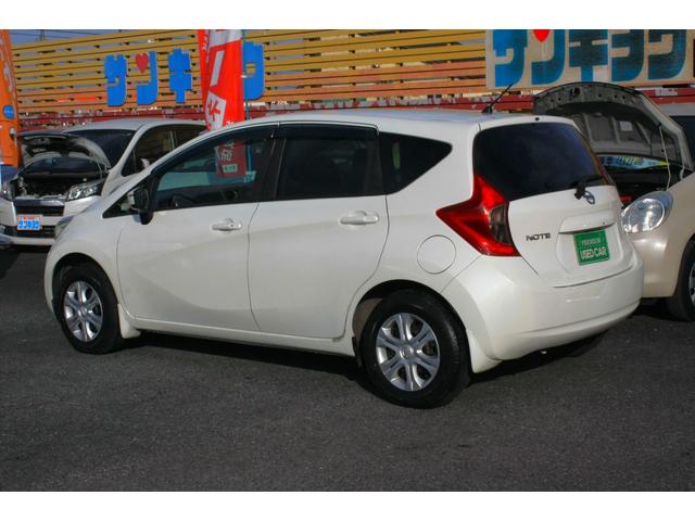 ノート Ｘ　走行１４．７００キロ　純正ＳＤナビ　フルセグＴＶ　ＣＤ　Ｂｌｕｅｔｏｏｔｈ　アイドリングストップ　インテリジェントキー　プッシュスタート　ＡＢＳ　Ｗエアバック　プライバシーガラス　禁煙車（65枚目）