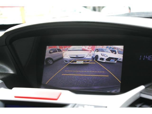 オデッセイ ＭＸ・エアロパッケージ　ＨＤＤインターナビ　ＣＤ／ＤＶＤ　Ｂｌｕｅｔｏｏｔｈ通話　バックカメラ　ＨＩＤ　ＥＴＣ　ＭＴモード付パドルシフトＣＶＴ　純正１８インチアルミ　エアログレード　禁煙車（16枚目）