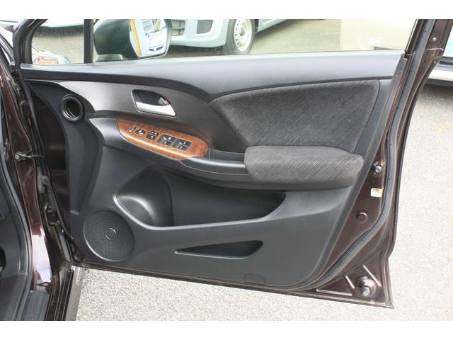 オデッセイ ＭＸ・エアロパッケージ　ＨＤＤインターナビ　ＣＤ／ＤＶＤ　Ｂｌｕｅｔｏｏｔｈ通話　バックカメラ　ＨＩＤ　ＥＴＣ　ＭＴモード付パドルシフトＣＶＴ　純正１８インチアルミ　エアログレード　禁煙車（35枚目）