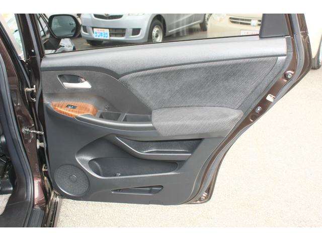 オデッセイ ＭＸ・エアロパッケージ　ＨＤＤインターナビ　ＣＤ／ＤＶＤ　Ｂｌｕｅｔｏｏｔｈ通話　バックカメラ　ＨＩＤ　ＥＴＣ　ＭＴモード付パドルシフトＣＶＴ　純正１８インチアルミ　エアログレード　禁煙車（39枚目）