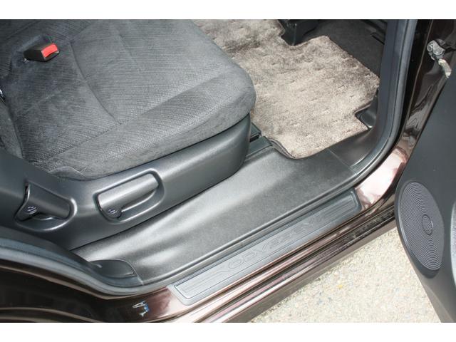 オデッセイ ＭＸ・エアロパッケージ　ＨＤＤインターナビ　ＣＤ／ＤＶＤ　Ｂｌｕｅｔｏｏｔｈ通話　バックカメラ　ＨＩＤ　ＥＴＣ　ＭＴモード付パドルシフトＣＶＴ　純正１８インチアルミ　エアログレード　禁煙車（40枚目）