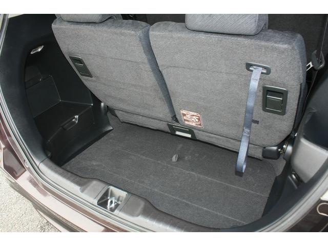 オデッセイ ＭＸ・エアロパッケージ　ＨＤＤインターナビ　ＣＤ／ＤＶＤ　Ｂｌｕｅｔｏｏｔｈ通話　バックカメラ　ＨＩＤ　ＥＴＣ　ＭＴモード付パドルシフトＣＶＴ　純正１８インチアルミ　エアログレード　禁煙車（52枚目）