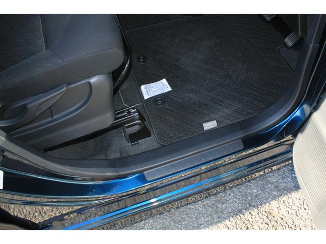 ルーミー カスタムG-T ブラックツートンルーフ モデリスタフロントエアロ 両側電動ドア SDナビ フルセグTV CD/DVDビデオ Bluetooth ビルトインETC スマートアシスト 純正15インチアルミ 禁煙車(33枚目)