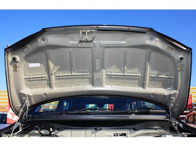 キャロル ＧＦ　５速ＭＴ　２型モデル　Ｒ０６Ａ型直３ＤＯＨＣ　エアコン　パワステ　パワーウインド　純正オーディオ　ＡＢＳ　Ｗエアバック　キーレスキー　社外アルミホイール　禁煙車（69枚目）