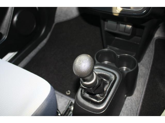 アルト ＶＰ　５速ＭＴ　Ｒ０６Ａ直３ＤＯＨＣ　エアコン　パワステ　純正ラジオチューナー　キーレスキー　Ｗエアバック　ＡＢＳレス車　フロントドアバイザー　フロアーマット　禁煙車（13枚目）