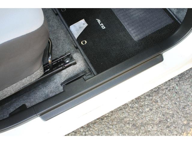 アルト ＶＰ　５速ＭＴ　Ｒ０６Ａ直３ＤＯＨＣ　エアコン　パワステ　純正ラジオチューナー　キーレスキー　Ｗエアバック　ＡＢＳレス車　フロントドアバイザー　フロアーマット　禁煙車（30枚目）