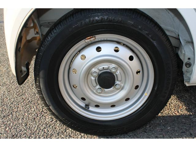 アルト ＶＰ　５速ＭＴ　Ｒ０６Ａ直３ＤＯＨＣ　エアコン　パワステ　純正ラジオチューナー　キーレスキー　Ｗエアバック　ＡＢＳレス車　フロントドアバイザー　フロアーマット　禁煙車（77枚目）