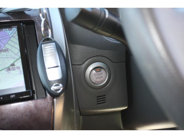 マーチ ボレロ　ＳＤナビ　フルセグＴＶ　ＣＤ／ＤＶＤビデオ　Ｂｌｕｅｔｏｏｔｈ　オートエアコン　インテリジェントキー　プッシュスタート　オートライト　専用内装　オーテック純正アルミ　禁煙車（15枚目）