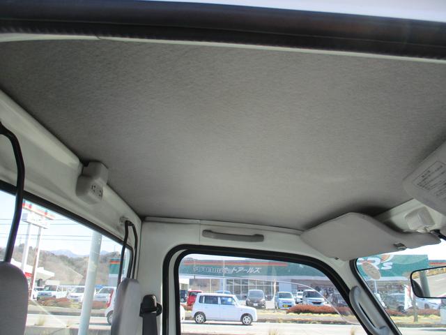 TC-SC 4WD/スーパーチャージャー/エアコン/運転席エアバック/パワステ/スタッドレスタイヤ/CD/タイミングベルト交換済(9枚目)