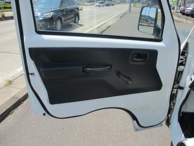 ＮＴ１００クリッパートラック ＤＸ　４ＷＤ／エアコン／パワステ／運転席エアバック（20枚目）