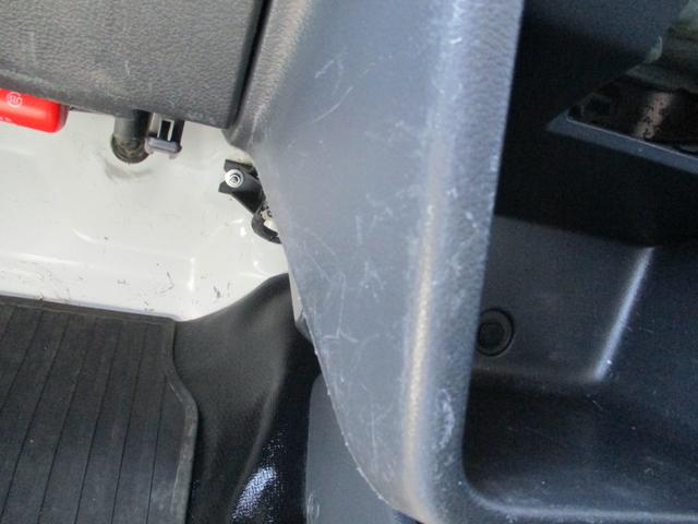 ＮＴ１００クリッパートラック ＤＸ　４ＷＤ／エアコン／パワステ／運転席エアバック（23枚目）