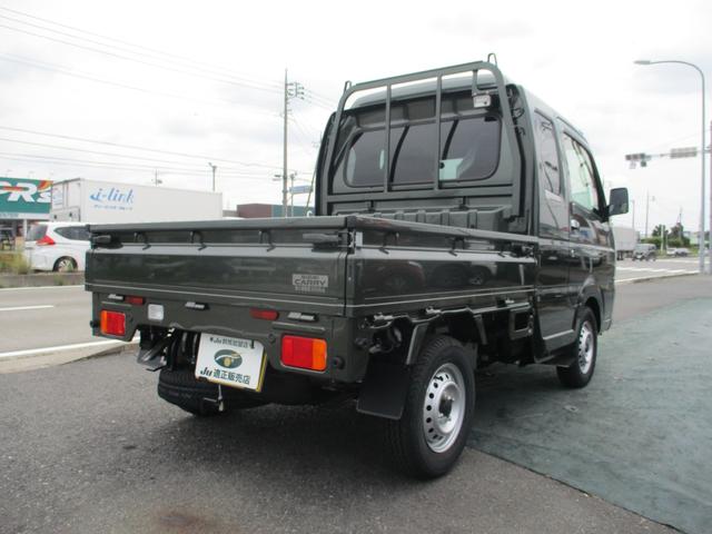 スーパーキャリイ Ｘ　届出済未使用車／４ＷＤ／エアコン／パワステ／パワーウインド／キーレス／衝突軽減ブレーキ／横滑り防止／アイドリングストップ／フォグランプ／両席エアバック（6枚目）