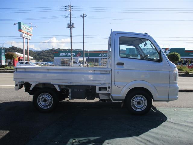 キャリイトラック ＫＣエアコン・パワステ　４ＷＤ／タイヤ４本新品／運転席エアバック（5枚目）