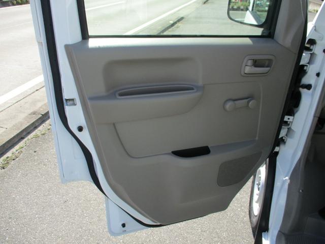 スクラム ＰＡ　４ＷＤ／ハイルーフ／集中ロック／両席エアバック（27枚目）