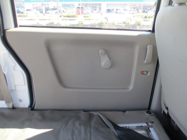 スクラム ＰＡ　４ＷＤ／ハイルーフ／集中ロック／両席エアバック（28枚目）