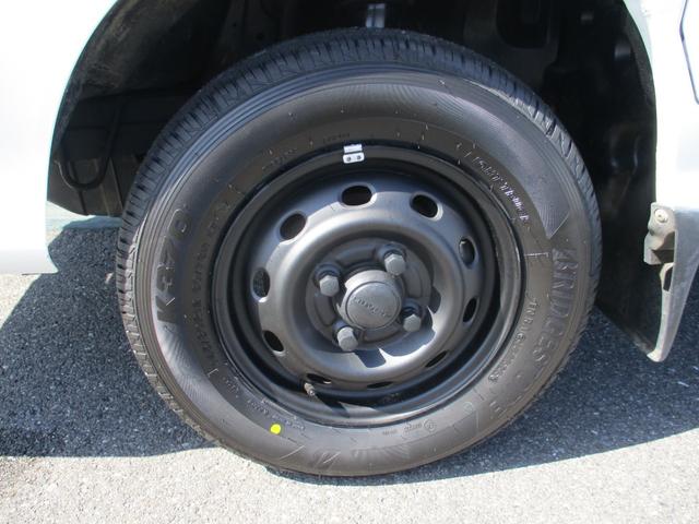 サンバートラック ＴＢ　４ＷＤ／５速／エアコン／パワステ／運転席エアバック／タイヤ４本新品／タイミングベルト交換済／ＥＬ付き（20枚目）