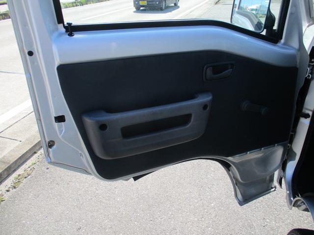 SUBARU SAMBAR VAN TRANSPORTER