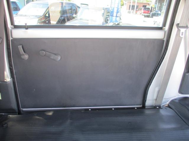 SUBARU SAMBAR VAN TRANSPORTER