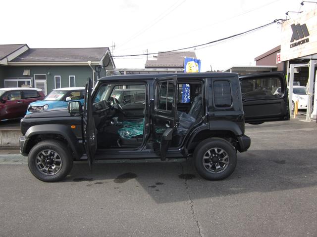 ジムニーノマド ＦＣ　登録済み未使用車／４ＷＤ／スマートキー／アイドリングストップ／オートエアコン／衝突軽減ブレーキ／横滑り防止／クルーズコントロール／レーンキープアシスト／オートマチックハイビーム／シートヒーター（4枚目）