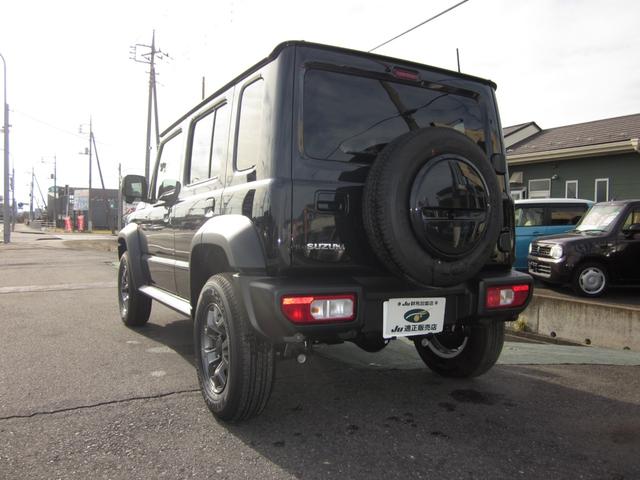 ジムニーノマド ＦＣ　登録済み未使用車／４ＷＤ／スマートキー／アイドリングストップ／オートエアコン／衝突軽減ブレーキ／横滑り防止／クルーズコントロール／レーンキープアシスト／オートマチックハイビーム／シートヒーター（8枚目）