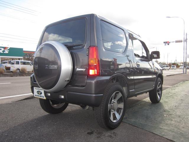 ジムニー クロスアドベンチャーＸＣ　４ＷＤ／５速／ターボ／純正アルミホイール／シートヒーター／フォグランプ／タイミングチェーン仕様（6枚目）
