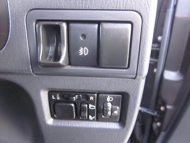 ジムニー クロスアドベンチャーＸＣ　４ＷＤ／５速／ターボ／純正アルミホイール／シートヒーター／フォグランプ／タイミングチェーン仕様（25枚目）