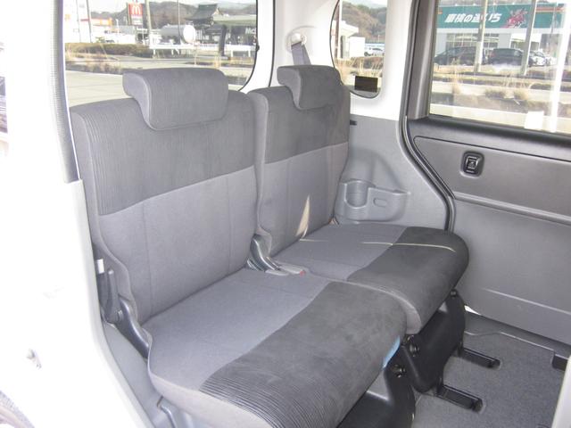 タント カスタムＸリミテッド　キーフリーシステム／オートエアコン／左リヤオートスライド／純正アルミホイール／フォグランプ／ナビテレビ／ドアミラーウインカー（13枚目）