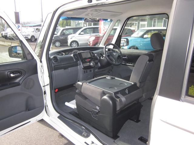 タント カスタムＸリミテッド　キーフリーシステム／オートエアコン／左リヤオートスライド／純正アルミホイール／フォグランプ／ナビテレビ／ドアミラーウインカー（33枚目）