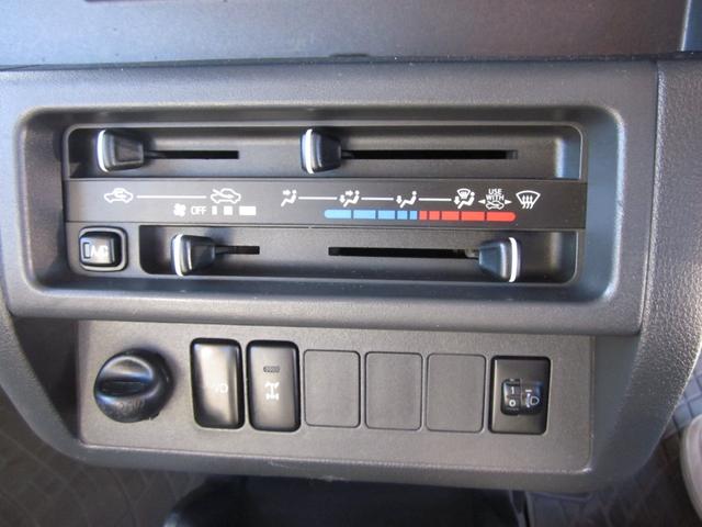 ハイゼットトラック ローダンプ　４ＷＤ／５速／パワステ／エアコン／デフロック（30枚目）