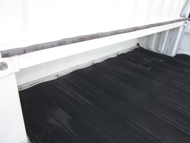 ハイゼットトラック ジャンボ　４ＷＤ／５速／パワステ／エアコン／パワーウインド／ハイルーフ／社外アルミホイール／ジオランダーＭＴ装着（10枚目）