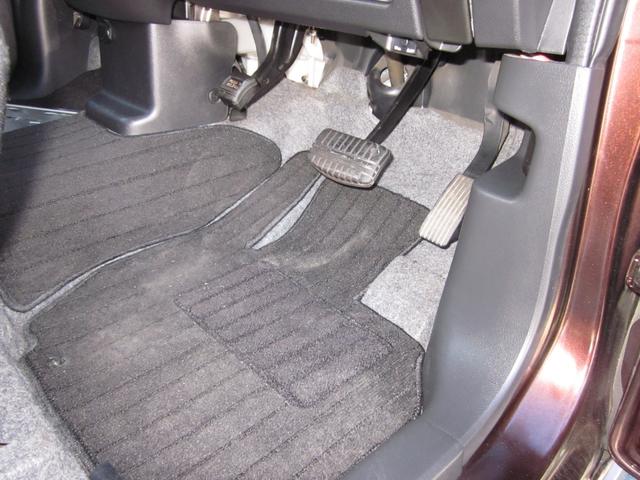 ｅＫスペースカスタム カスタムＴ　４ＷＤ／ターボ／社外アルミ／ＥＴＣ／インテリジェントキー／横滑り防止／リア両側オートスライド／ルーフエンドスポイラー／エアロ／ナビテレビ／バックカメラ／ドアミラーウインカー／タイミングチェーン仕様（40枚目）