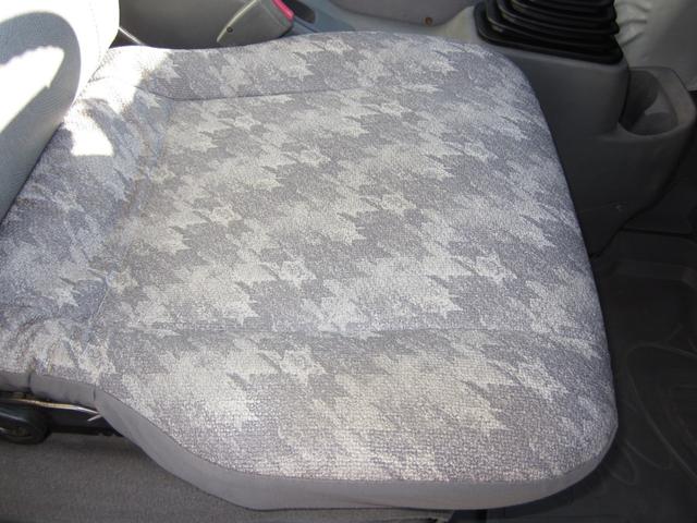 ミニキャブトラック スーパーカスタム 4WD/エアコン/パワステ/作業灯(12枚目)