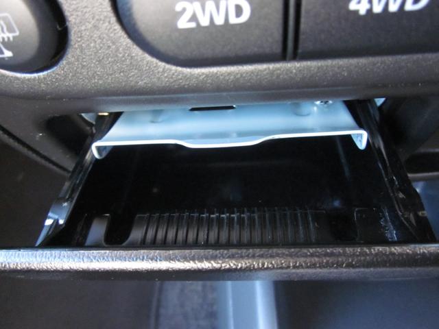 ジムニー クロスアドベンチャーXC 4WD/リフトアップ/ターボ/純正アルミホイ―ル/オープンカントリーRT装着/ETC/シートヒーター/フォグランプ/ドアミラーウインカー(19枚目)