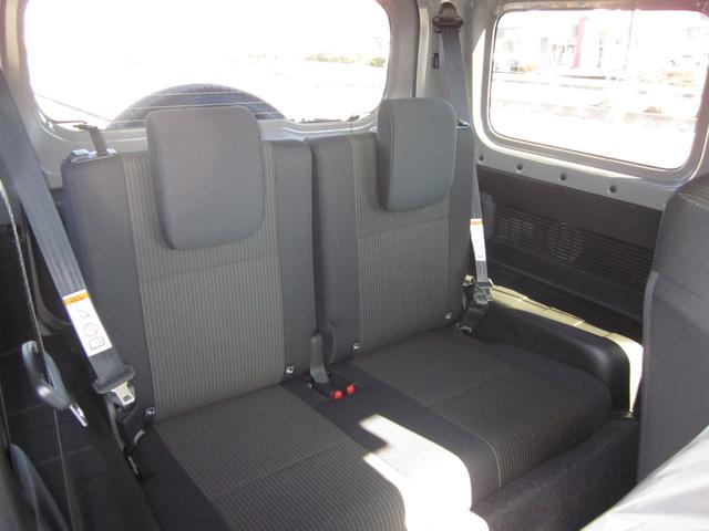 ジムニー XG 届出済未使用車/4WD/ターボ/純正アルミ/衝突軽減ブレーキ/横滑り防止/アイドリングストップ/フォグランプ/ステアリングスイッチ/クルーズコントロール/オートライト/オートAC/ヒルダウンサポート(13枚目)