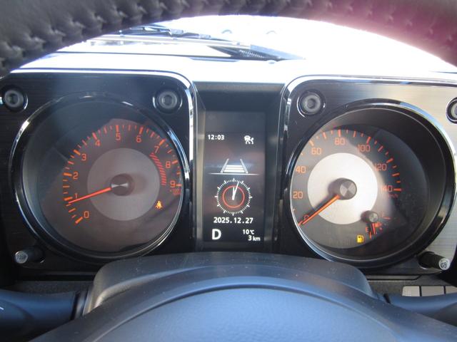 ジムニー XG 届出済未使用車/4WD/ターボ/純正アルミ/衝突軽減ブレーキ/横滑り防止/アイドリングストップ/フォグランプ/ステアリングスイッチ/クルーズコントロール/オートライト/オートAC/ヒルダウンサポート(14枚目)