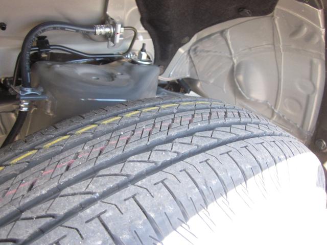 ジムニー XG 届出済未使用車/4WD/ターボ/純正アルミ/衝突軽減ブレーキ/横滑り防止/アイドリングストップ/フォグランプ/ステアリングスイッチ/クルーズコントロール/オートライト/オートAC/ヒルダウンサポート(19枚目)