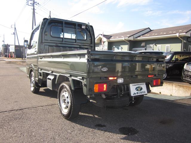 キャリイトラック 農繁スペシャル 4WD/衝突軽減ブレーキ/横滑り防止/エアコン/パワステ/両席エアバック/キーレス/フォグランプ/パワーウインド/デフロック/スタッドレスタイヤ(8枚目)