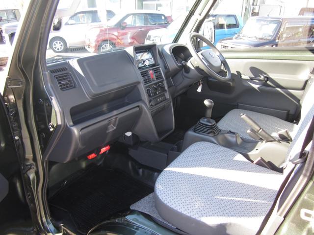 キャリイトラック 農繁スペシャル 4WD/衝突軽減ブレーキ/横滑り防止/エアコン/パワステ/両席エアバック/キーレス/フォグランプ/パワーウインド/デフロック/スタッドレスタイヤ(11枚目)
