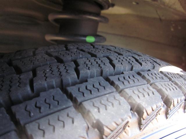 キャリイトラック 農繁スペシャル 4WD/衝突軽減ブレーキ/横滑り防止/エアコン/パワステ/両席エアバック/キーレス/フォグランプ/パワーウインド/デフロック/スタッドレスタイヤ(19枚目)