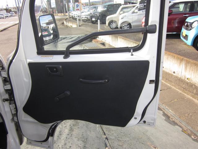 キャリイトラック ＦＣ農繁仕様　４ＷＤ／エアコン／パワステ／デフロック／タイヤ４本新品／ショートホイールベース（26枚目）