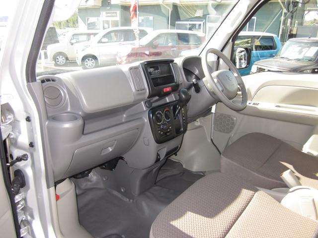 エブリイ ＰＡリミテッド　４ＷＤＡＵＴＯ／パワーウインドウ／キーレス／衝突軽減ブレーキ／横滑り防止／アイドリングストップ／パーキングセンサー／オートマチックハイビーム（13枚目）