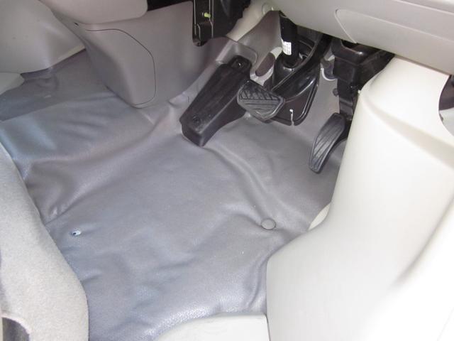 エブリイ ＰＡリミテッド　４ＷＤＡＵＴＯ／パワーウインドウ／キーレス／衝突軽減ブレーキ／横滑り防止／アイドリングストップ／パーキングセンサー／オートマチックハイビーム（29枚目）