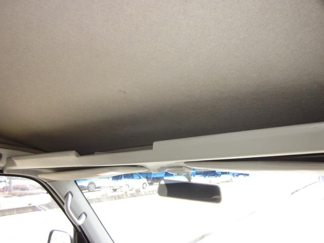 ハイゼットカーゴ デラックスリミテッド　４ＷＤ／ハイルーフ／パワーウインドウ／キーレス（10枚目）