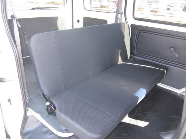 ハイゼットカーゴ デラックスリミテッド　４ＷＤ／ハイルーフ／パワーウインドウ／キーレス（14枚目）