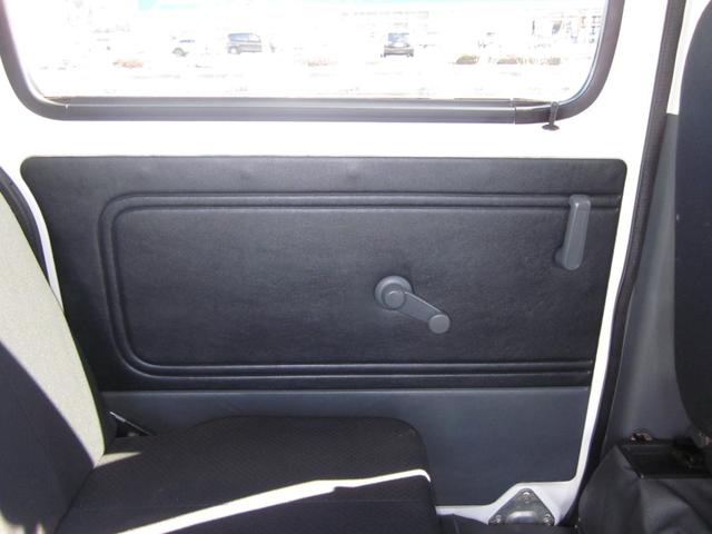 ハイゼットカーゴ デラックスリミテッド　４ＷＤ／ハイルーフ／パワーウインドウ／キーレス（26枚目）