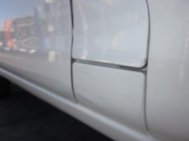 ハイゼットカーゴ デラックスリミテッド　４ＷＤ／ハイルーフ／パワーウインドウ／キーレス（34枚目）