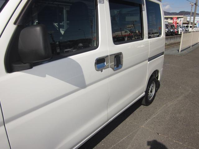ハイゼットカーゴ デラックスリミテッド　４ＷＤ／ハイルーフ／パワーウインドウ／キーレス（35枚目）